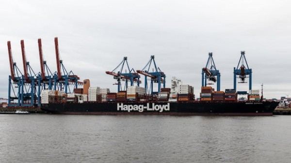 Hapag-Lloyd announces surcharge on potential strikes along the US East Coast and Gulf Coast 